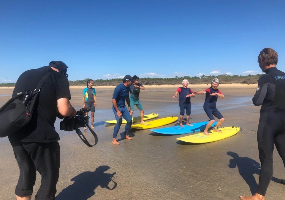 Bain de forêt et surf sur le littoral avec des résidents du Clos Adler à Valdivienne (86)